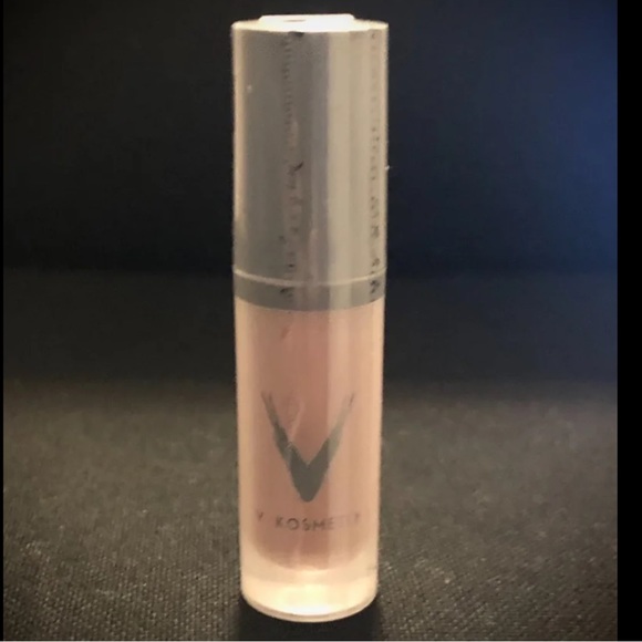 ✨Pick 5/$25- V Kosmetik Creamy Liquid Lipstick in shade “Sunrise” - Picture 3 of 4